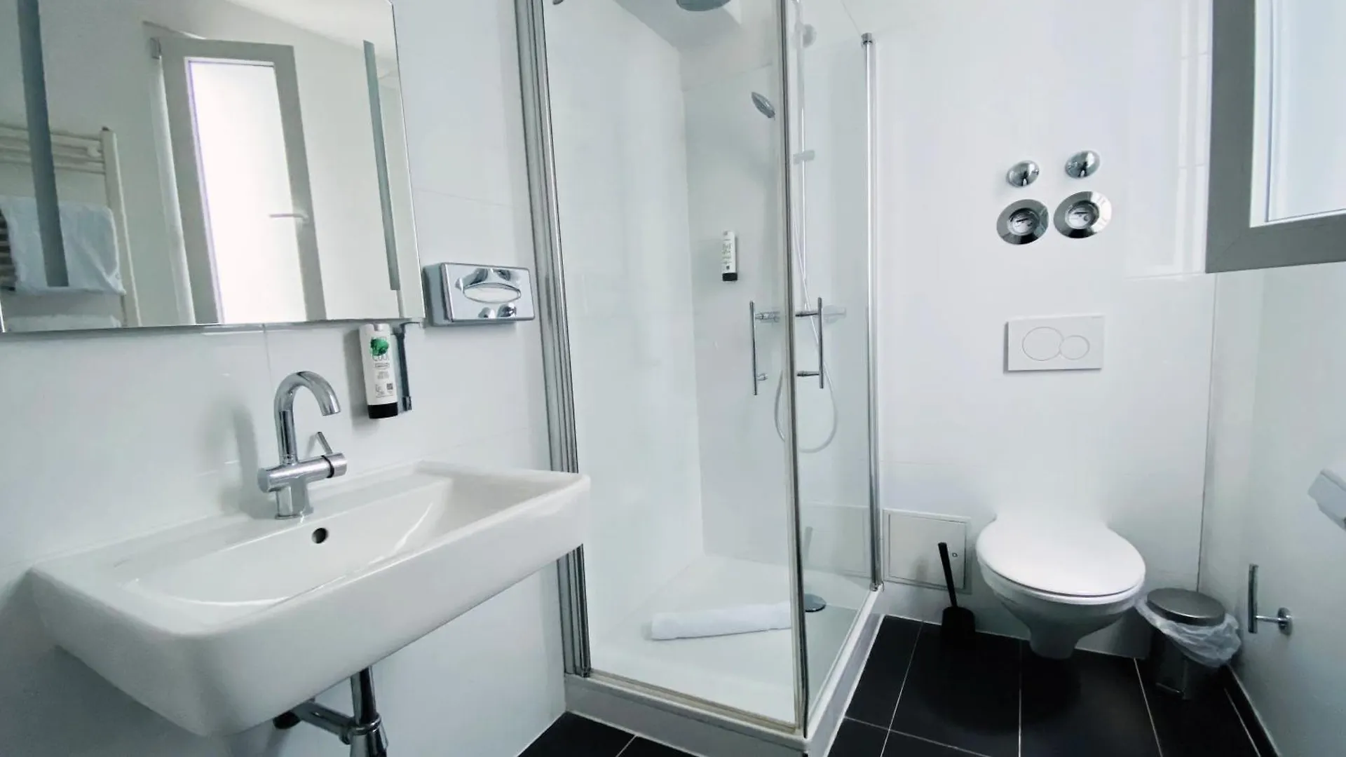 *** Aparthotel Victoria Apartments Düsseldorf Deutschland
